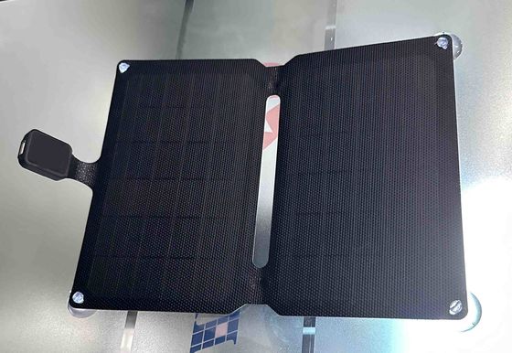 Paneles solares ligeros para casas móviles con USB